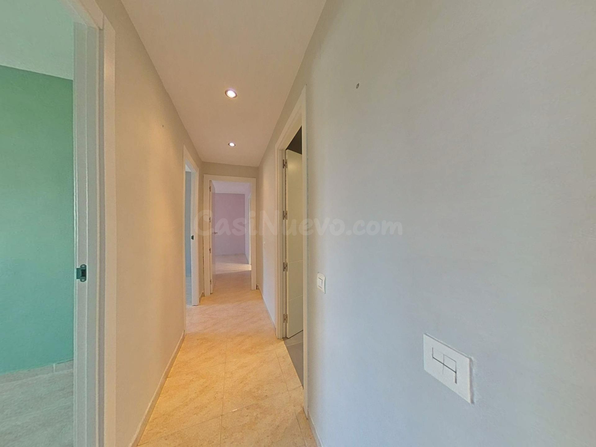 Amplio piso en el centro de Salou con piscina y vistas - foto 22