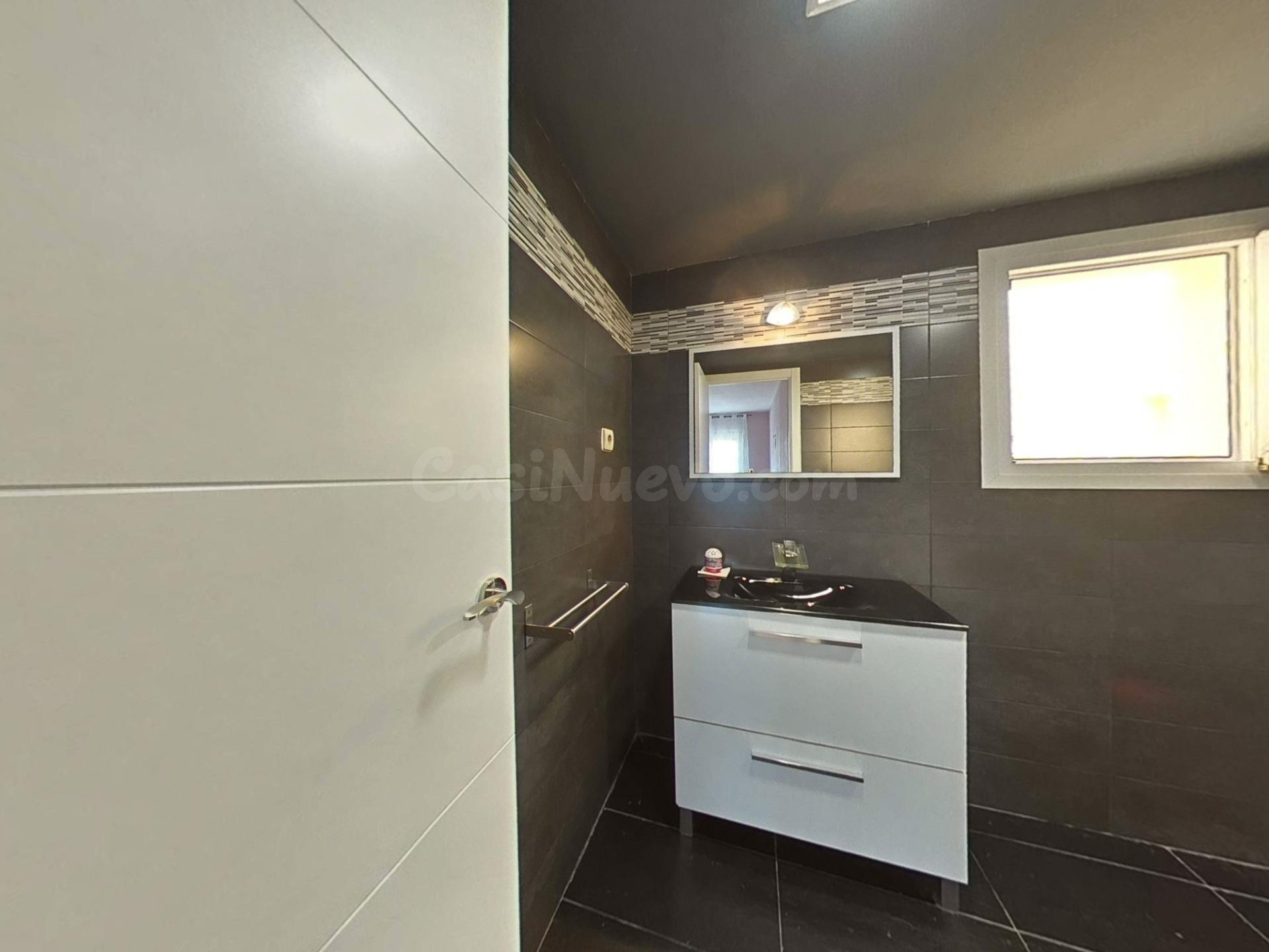 Amplio piso en el centro de Salou con piscina y vistas - foto 41