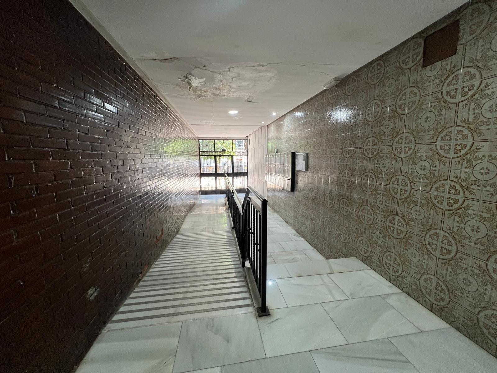 ¡Vivienda reformada con ascensor y terraza en La Viñuela! - foto 31