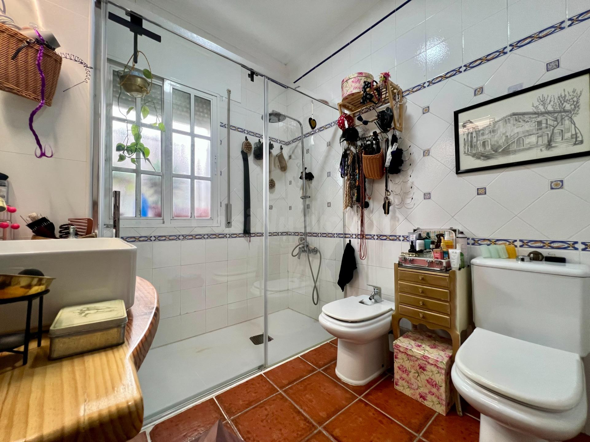 E. Amplia casa adosada totalmente reformada en Santa Cruz - foto 38