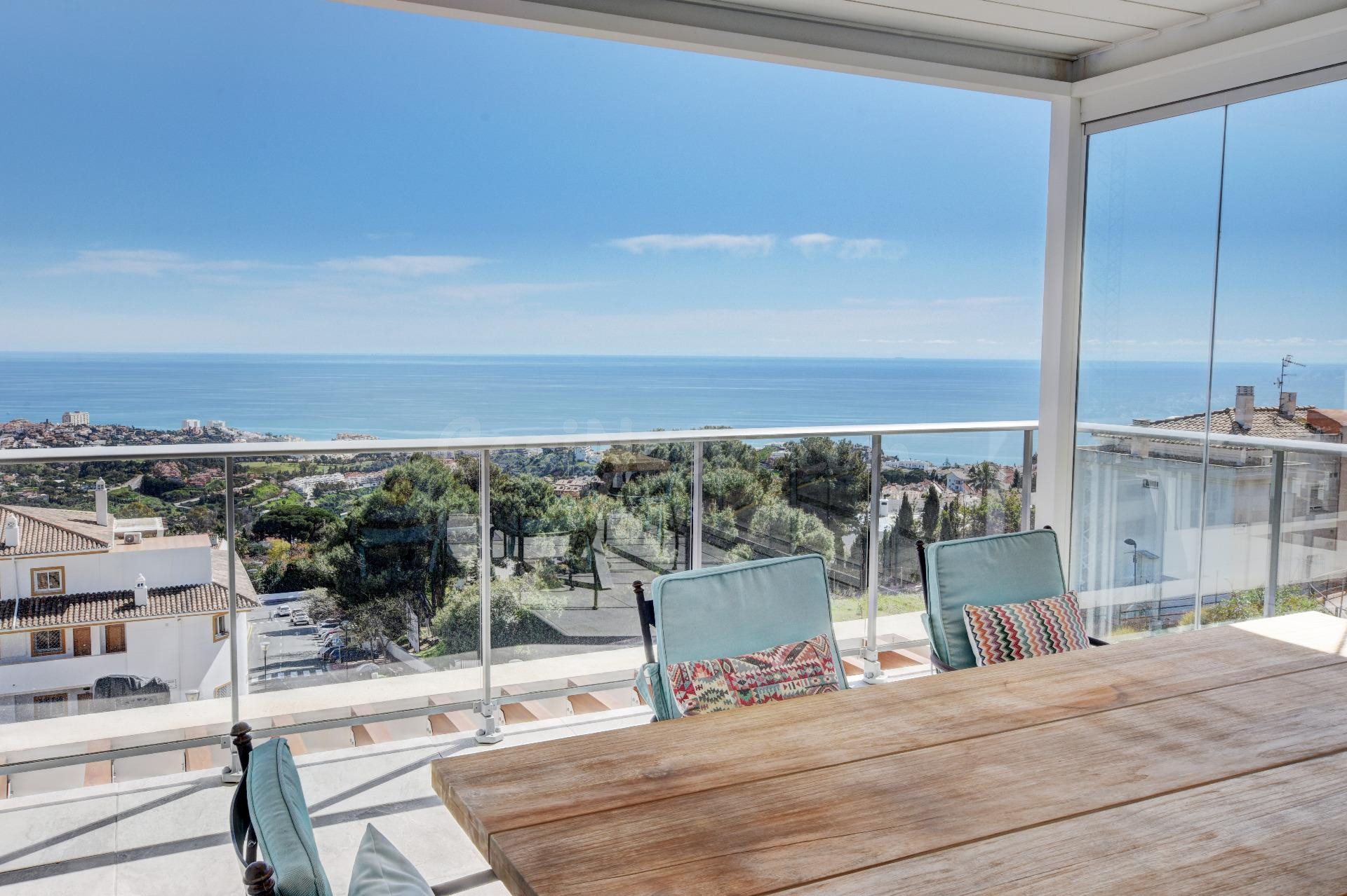 Atico Moderno de Esquina con Vistas Panoramicas al Mar y cen - foto 3