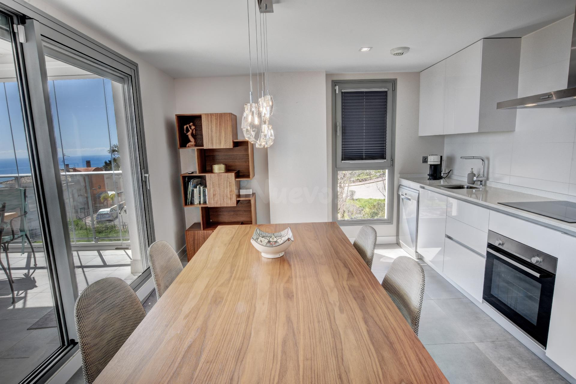 Atico Moderno de Esquina con Vistas Panoramicas al Mar y cen - foto 10