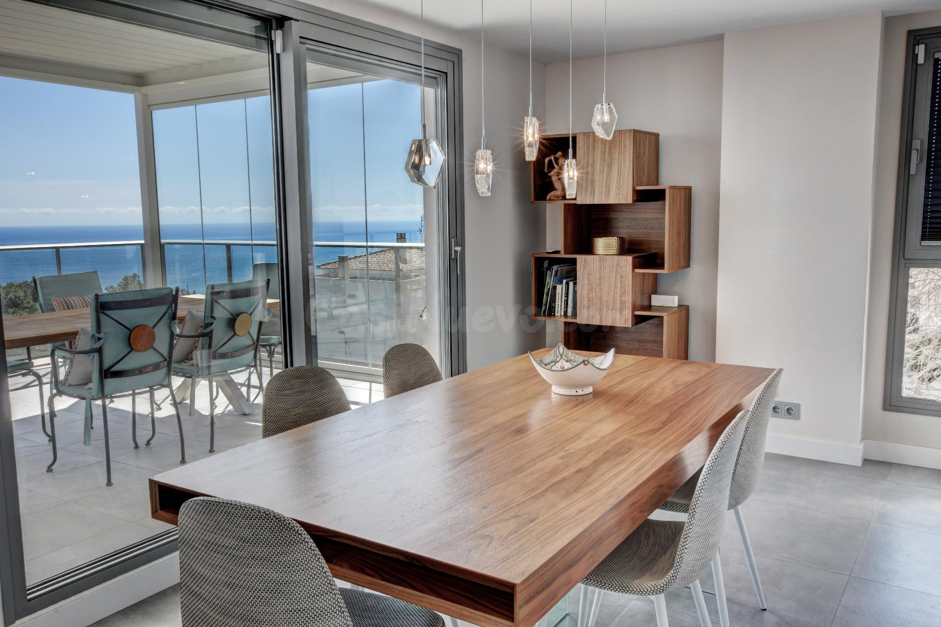 Atico Moderno de Esquina con Vistas Panoramicas al Mar y cen - foto 13