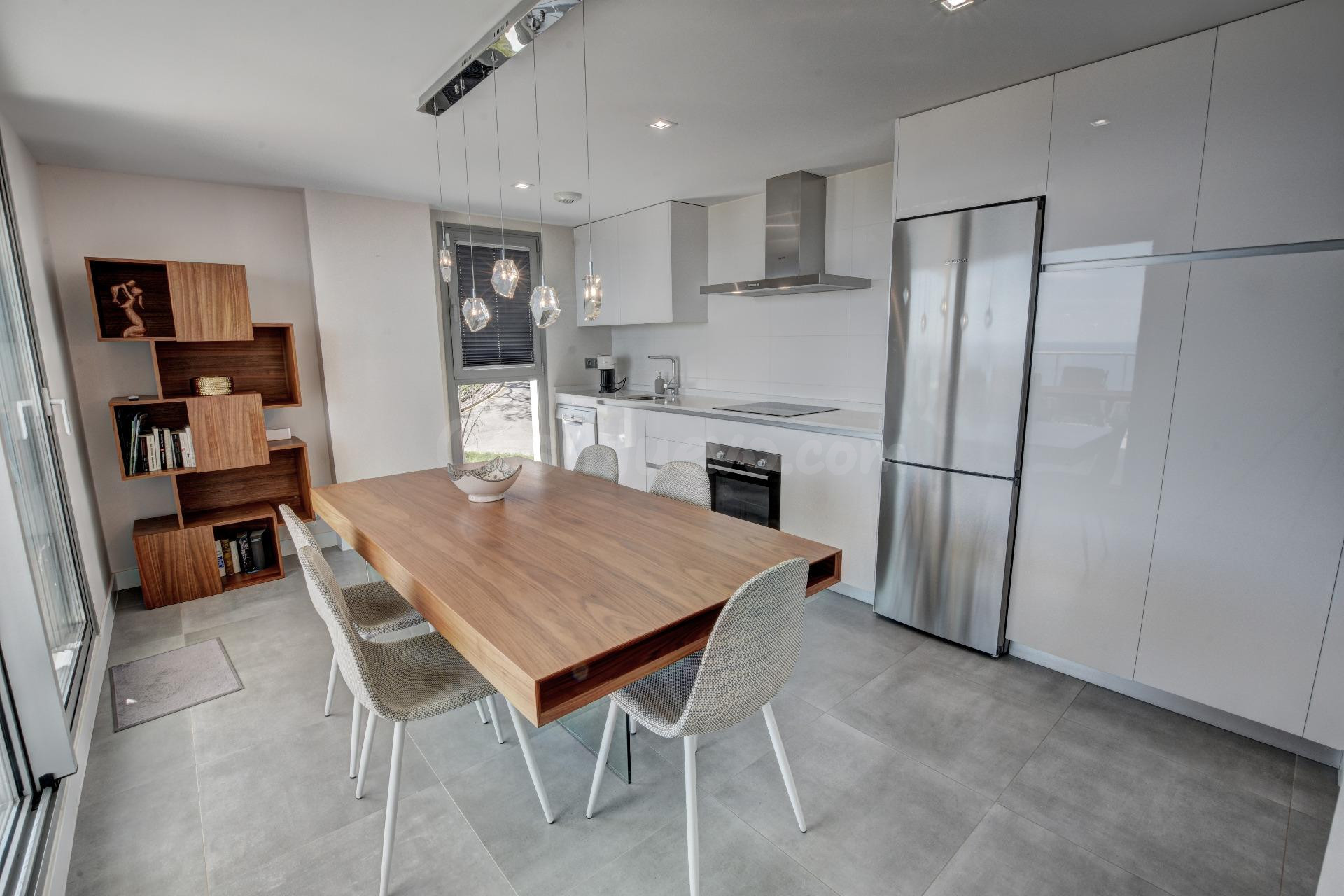 Atico Moderno de Esquina con Vistas Panoramicas al Mar y cen - foto 15