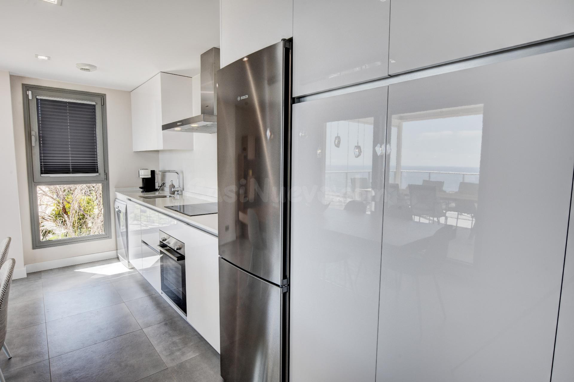 Atico Moderno de Esquina con Vistas Panoramicas al Mar y cen - foto 18