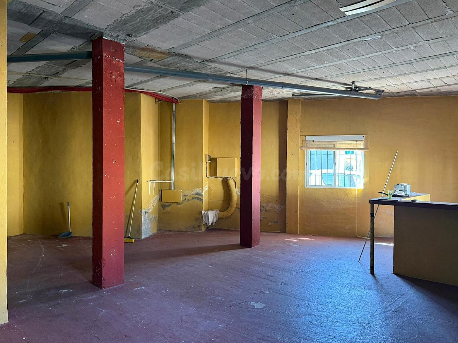 Fabuloso local en Villafranca para montar tu idea de negocio - foto 6