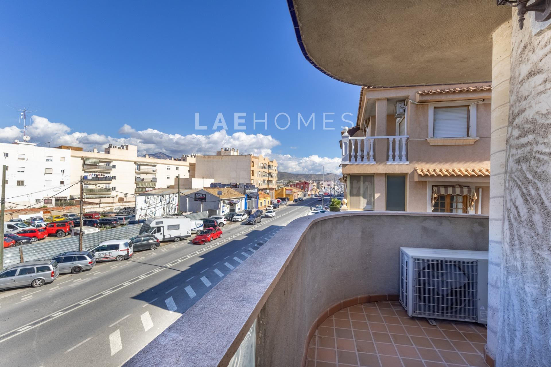 Edificio con local en venta en El Campello - foto 9