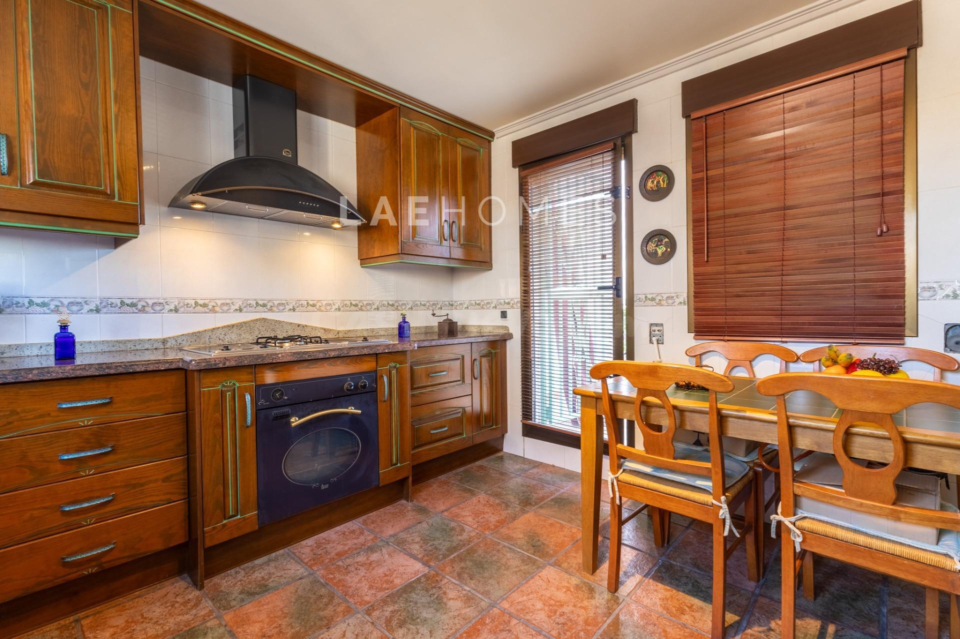 Edificio con local en venta en El Campello - foto 15