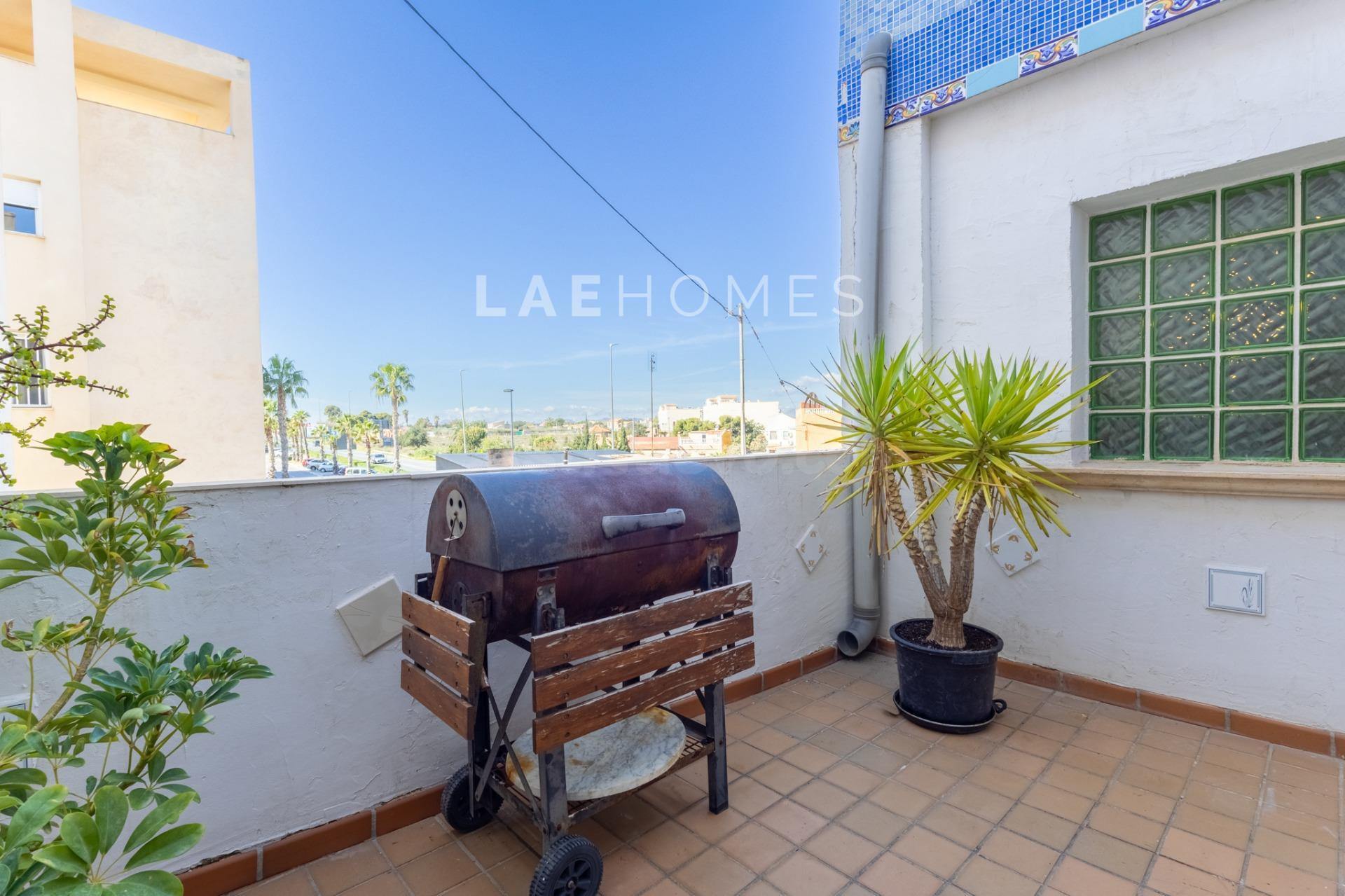 Edificio con local en venta en El Campello - foto 16