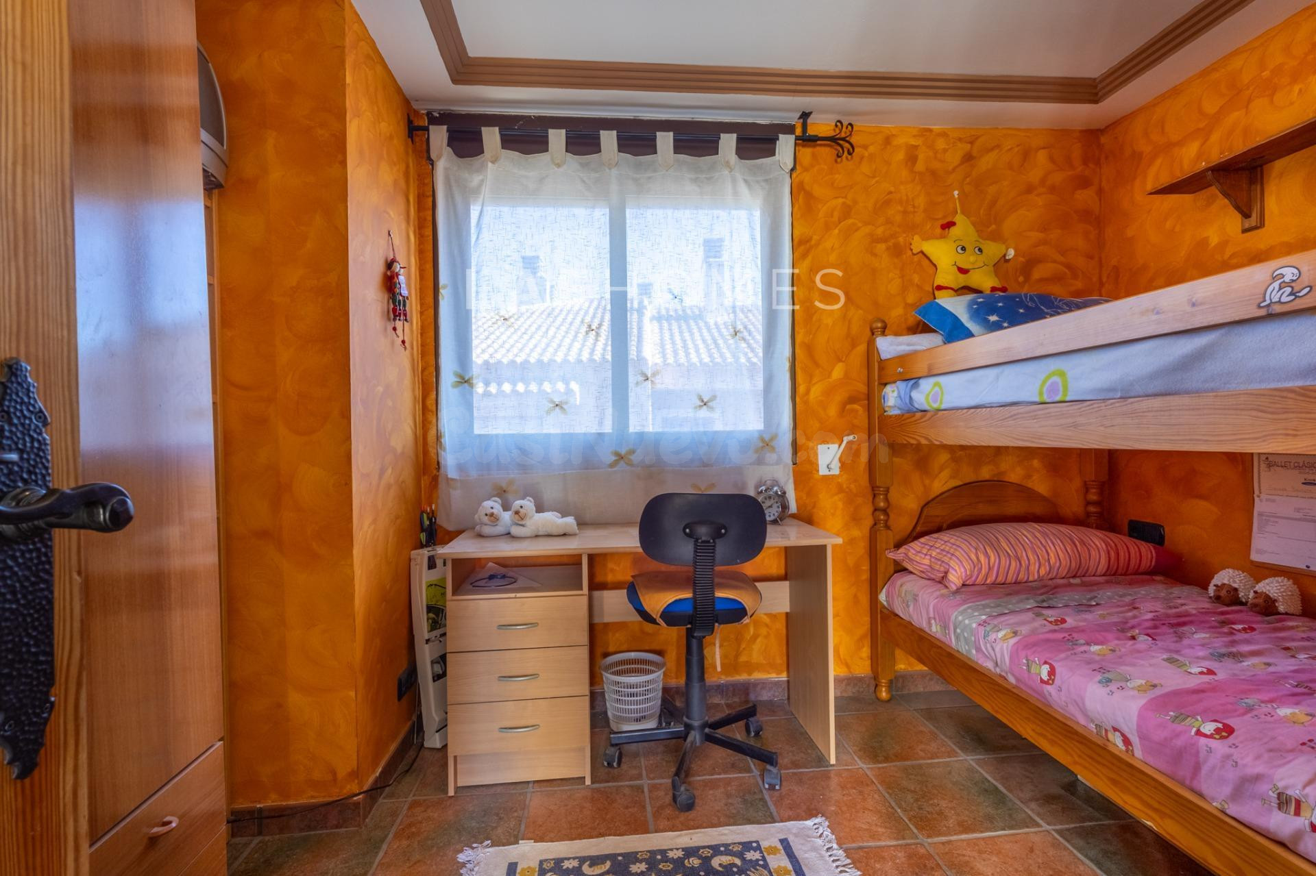 Edificio con local en venta en El Campello - foto 28