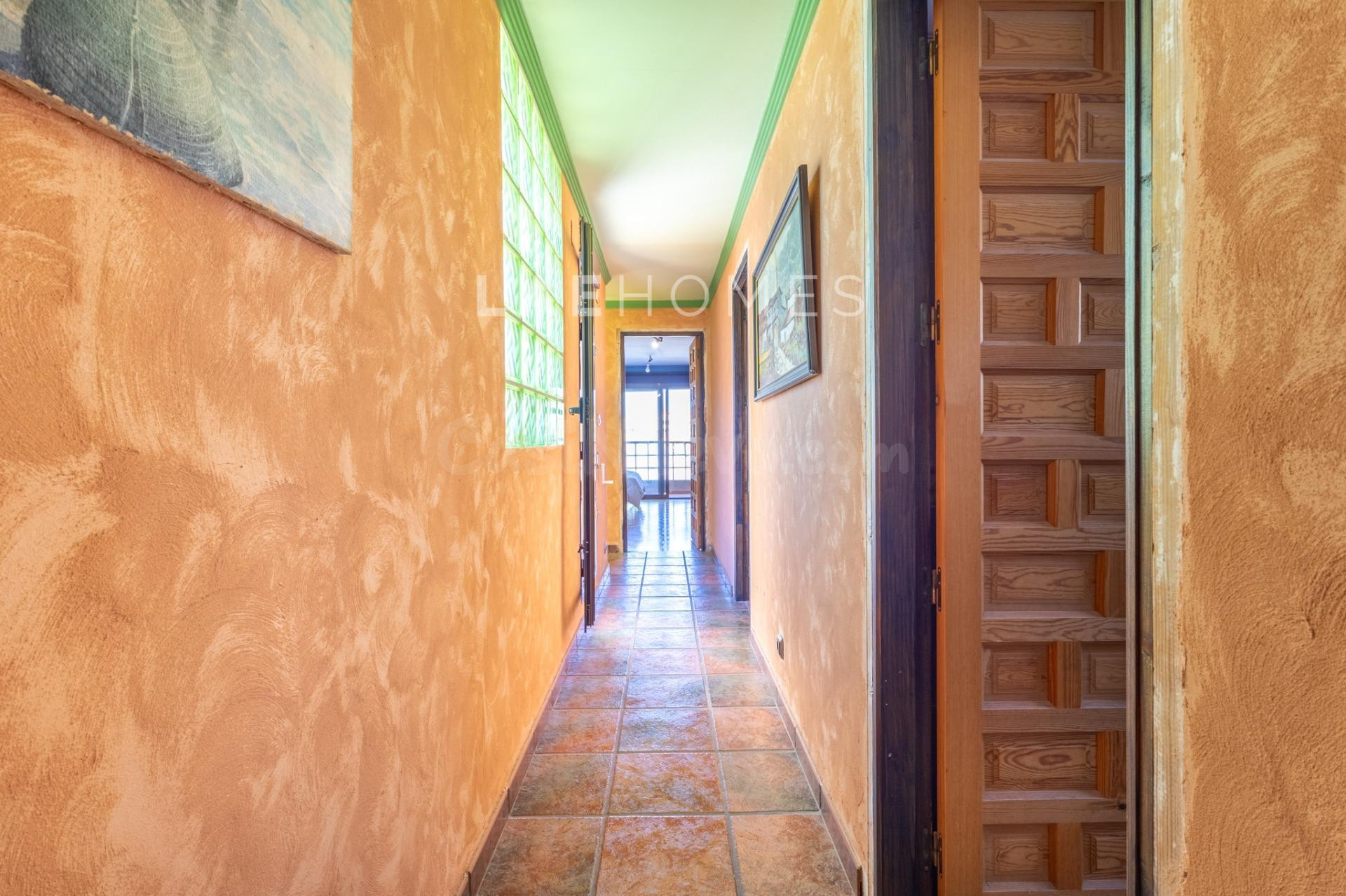 Edificio con local en venta en El Campello - foto 33