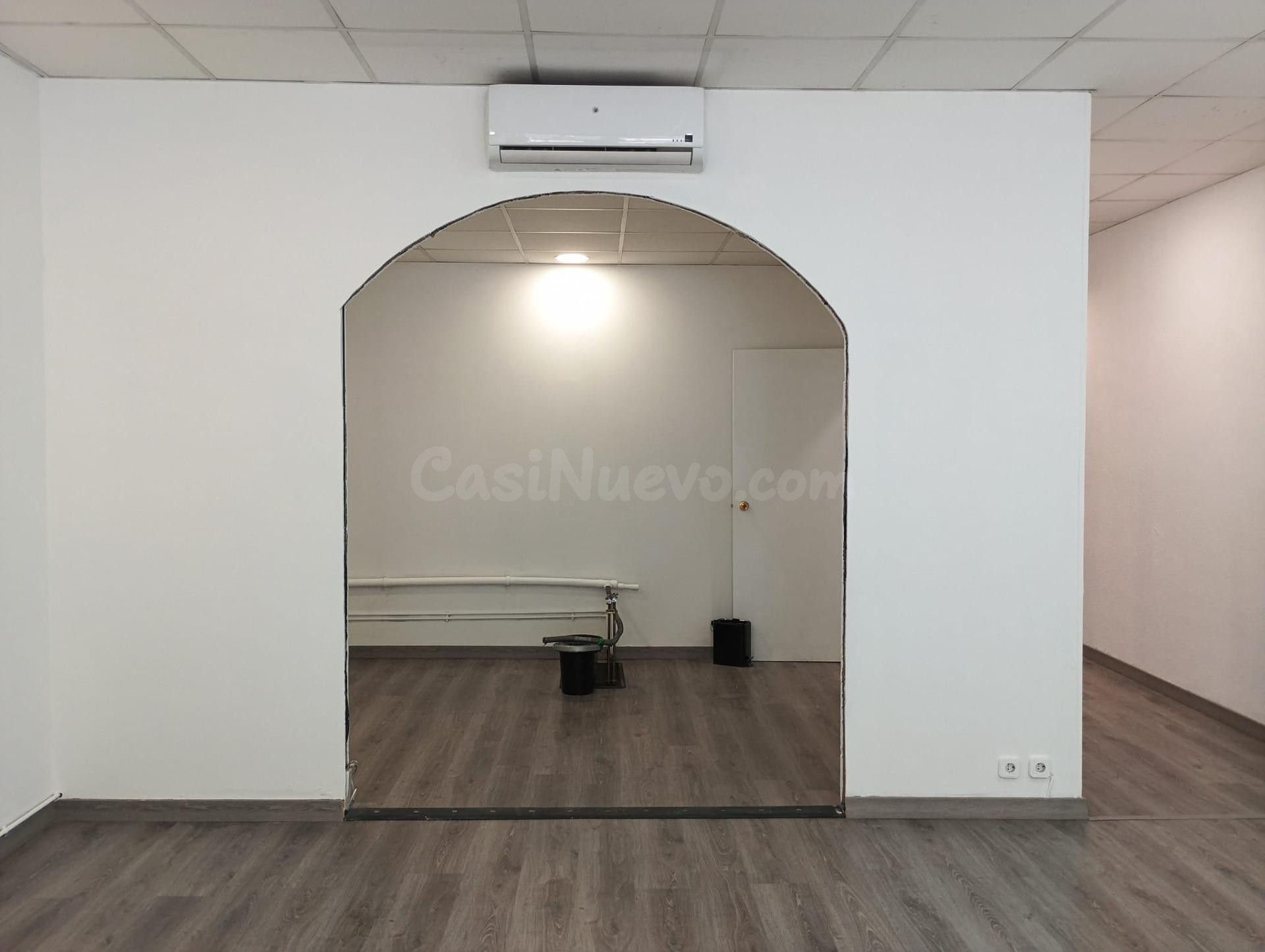 Local en venta en Can Rull - foto 3