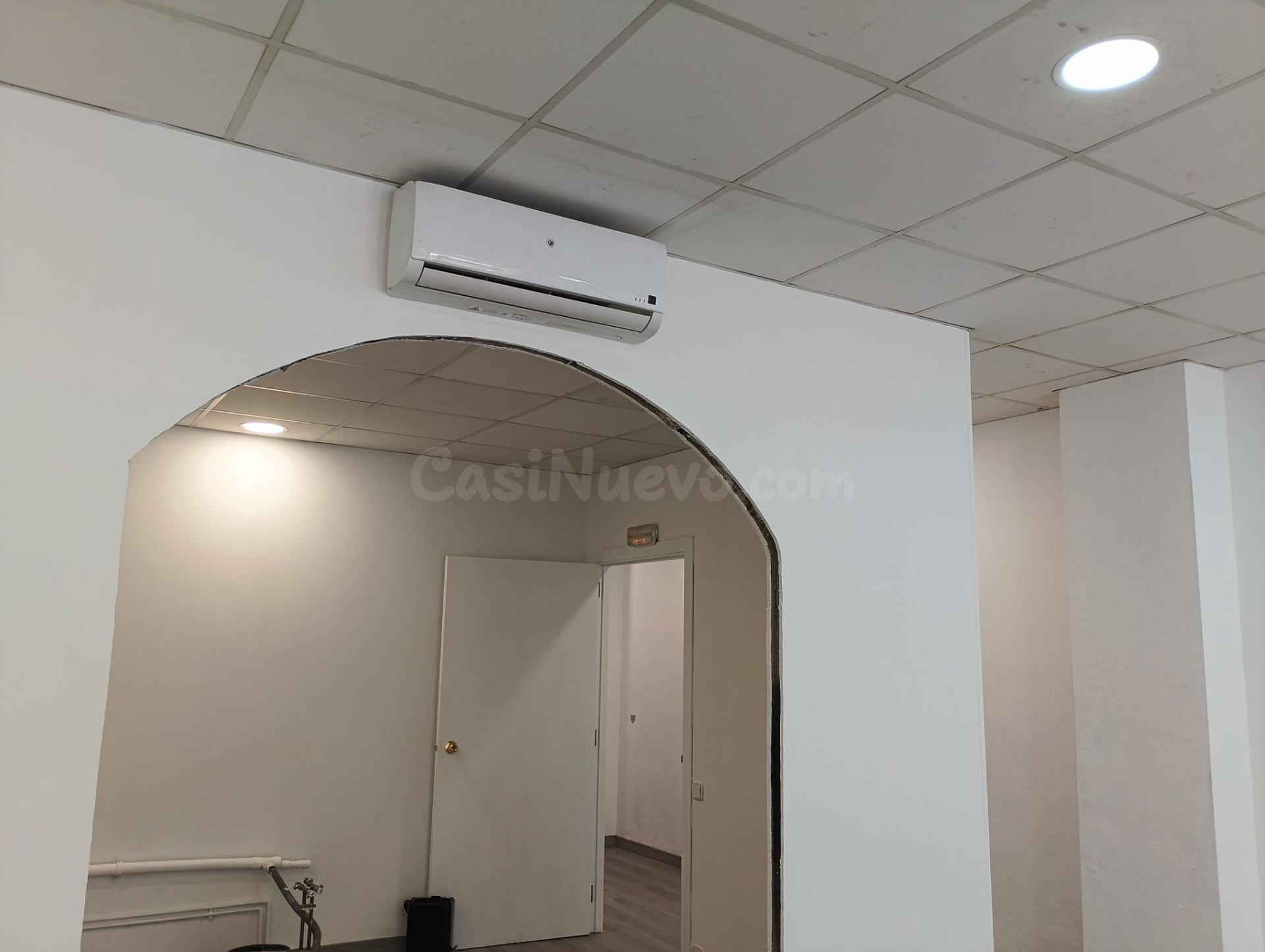 Local en venta en Can Rull - foto 5