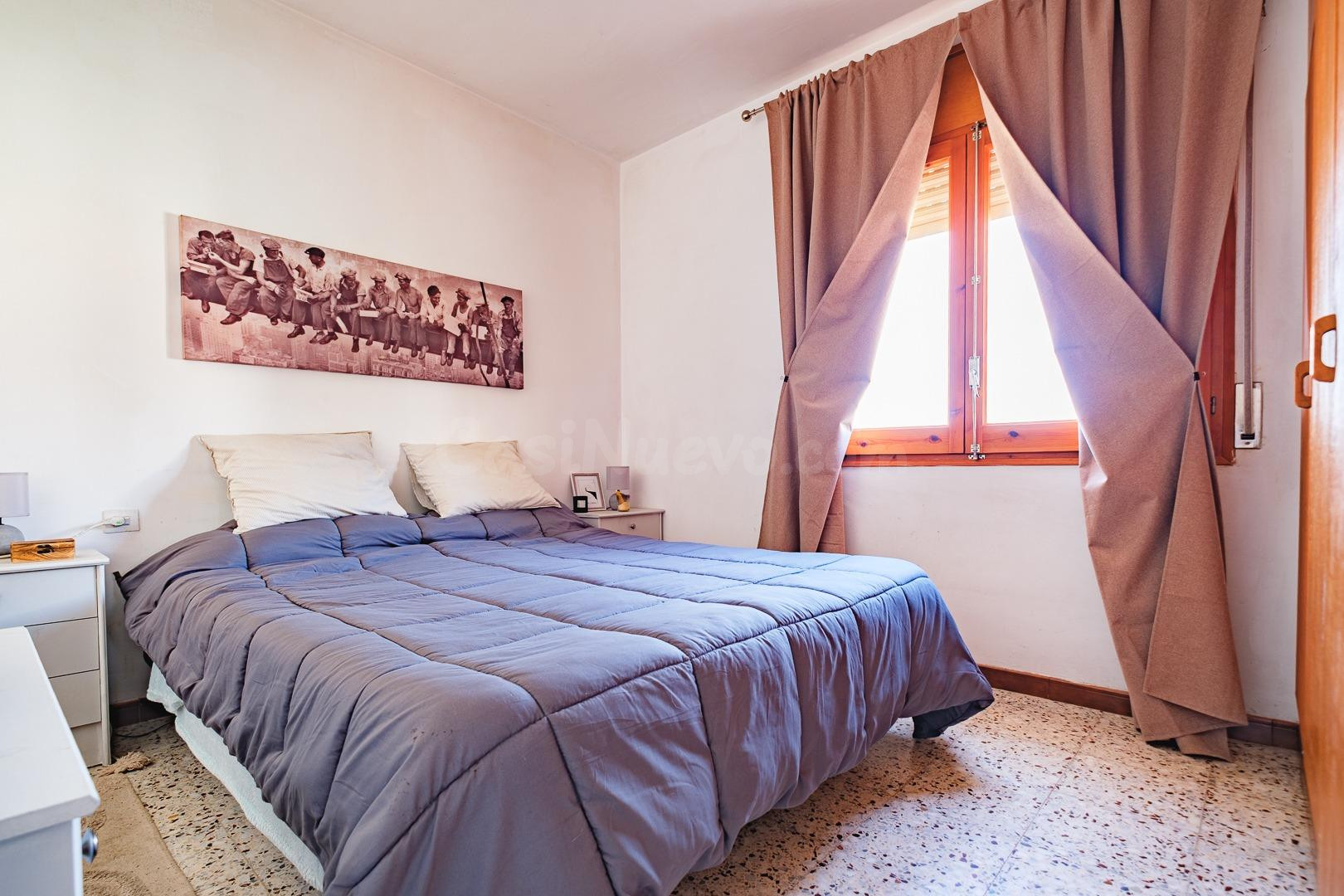 AMPLIA Y LUMINOSA CASA EN UNA SOLA PLANTA, CON PISCINA, GARA - foto 9