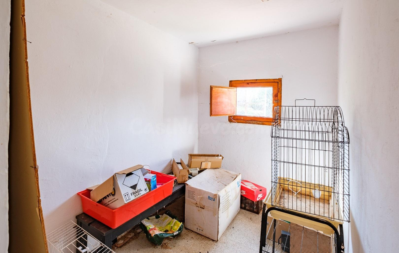 AMPLIA Y LUMINOSA CASA EN UNA SOLA PLANTA, CON PISCINA, GARA - foto 27