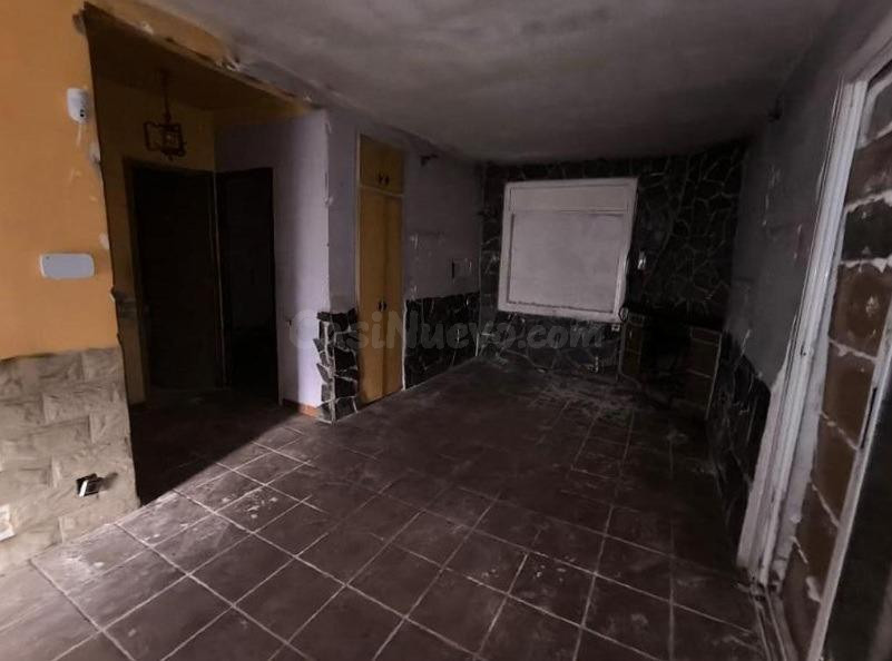 Casa con garaje en Mediona – Gran oportunidad - foto 3