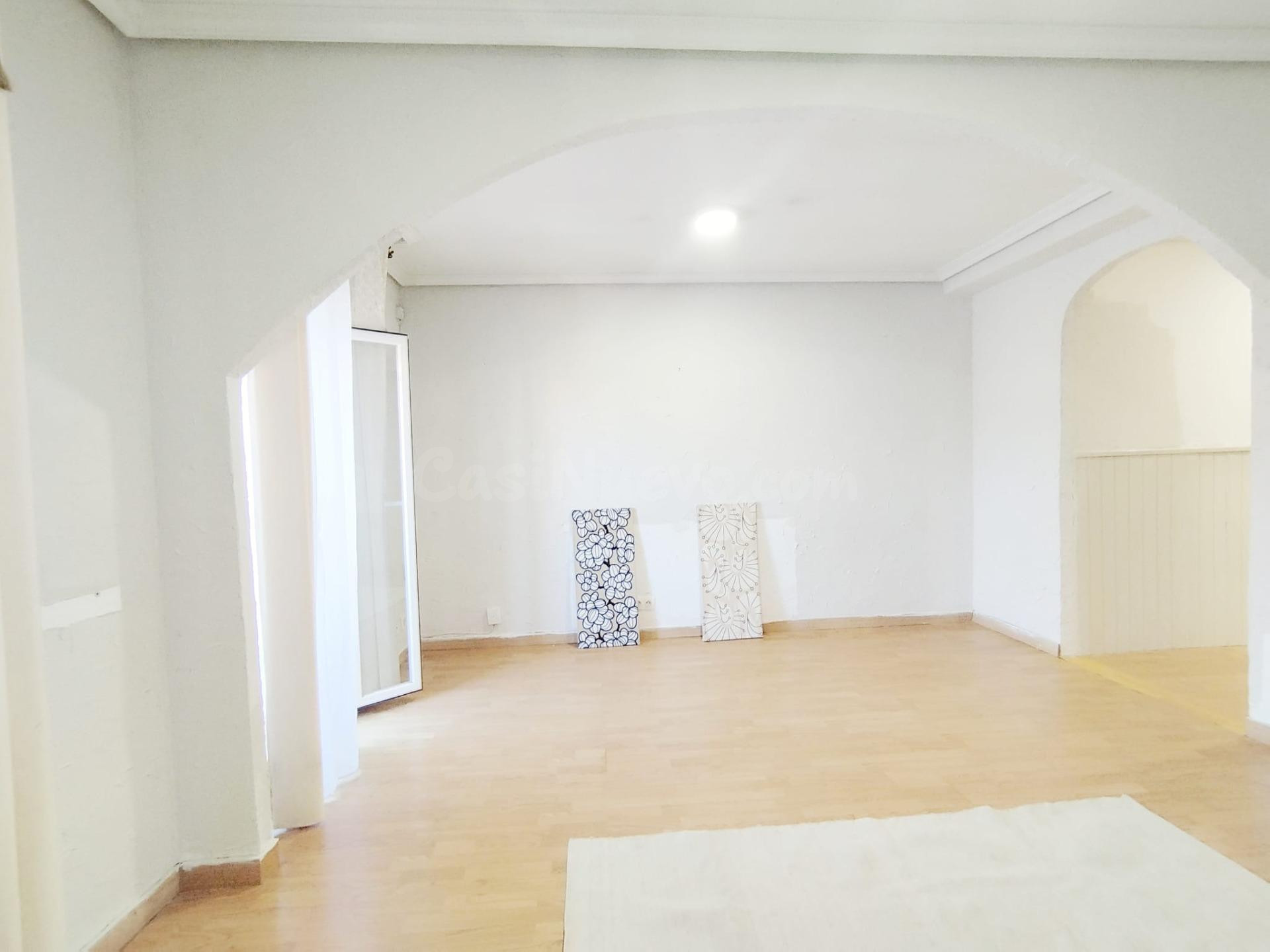 Piso para entrar a vivir al principio de Reyes Católicos - foto 13