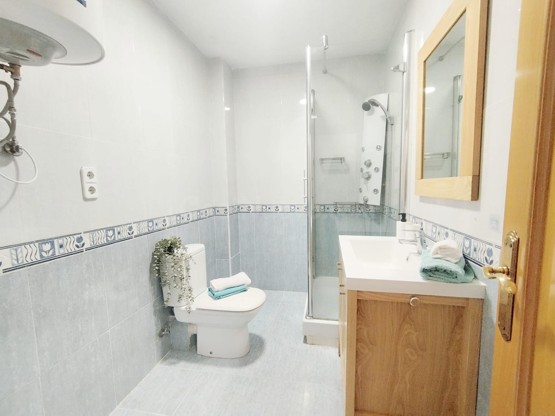 Piso para entrar a vivir al principio de Reyes Católicos - foto 22