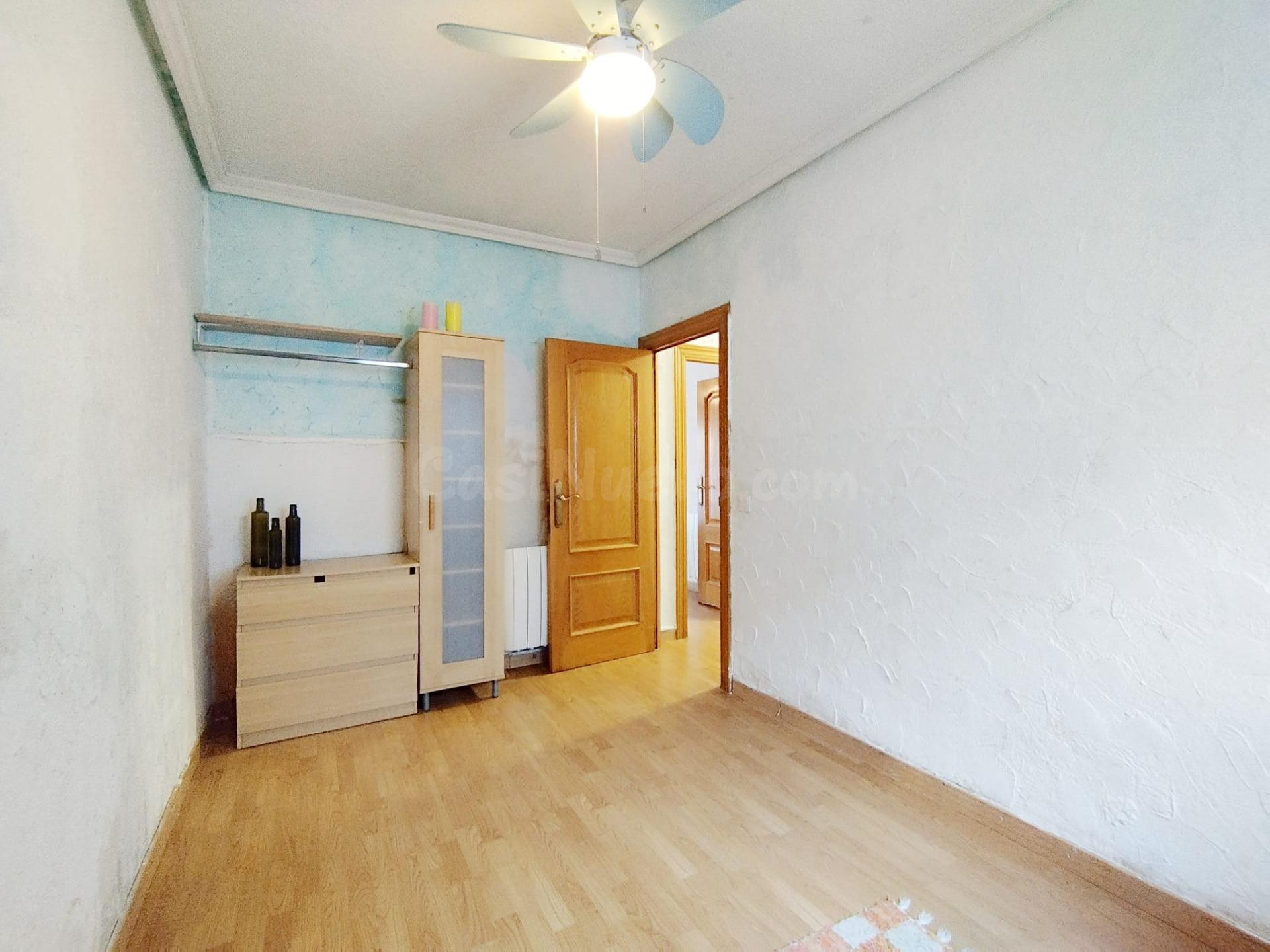 Piso para entrar a vivir al principio de Reyes Católicos - foto 35