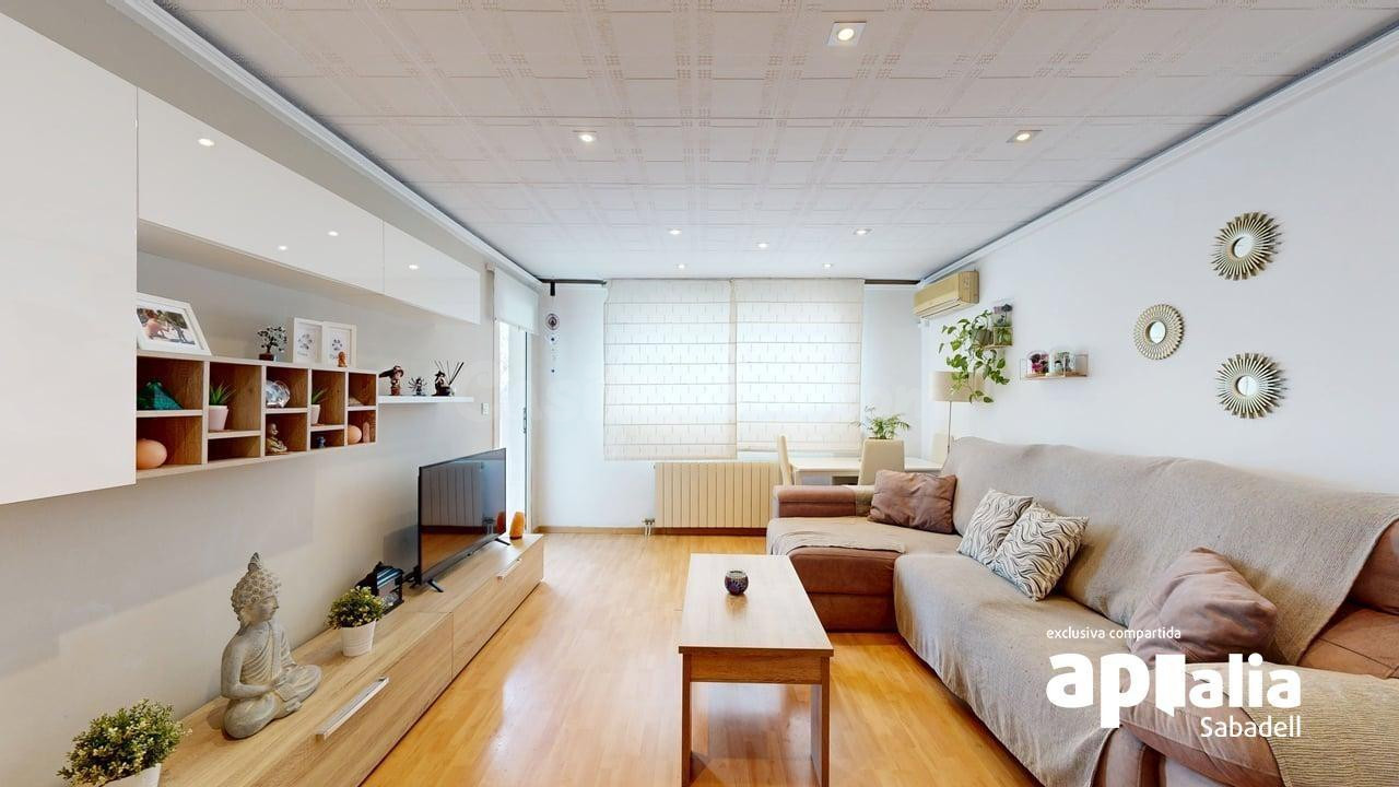 PISO EN BADIA DE 3HAB CON ASCENSOR Y BALCÓN!!!