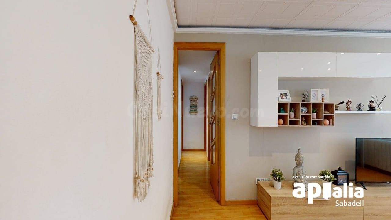 PISO EN BADIA DE 3HAB CON ASCENSOR Y BALCÓN!!! - foto 6