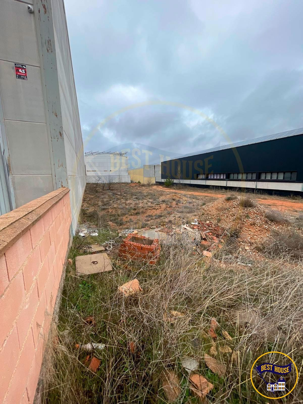 VENTA DE PARCELA EN POLIGONO SEPES - foto 3