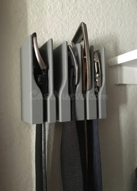 Organizador de cinturones gris