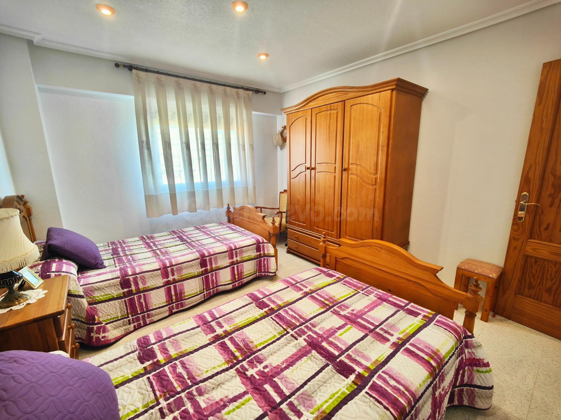 AMPLIO APARTAMENTO MUY LUMINOSO Y HERMOSAS VISTAS AL MAR - foto 17