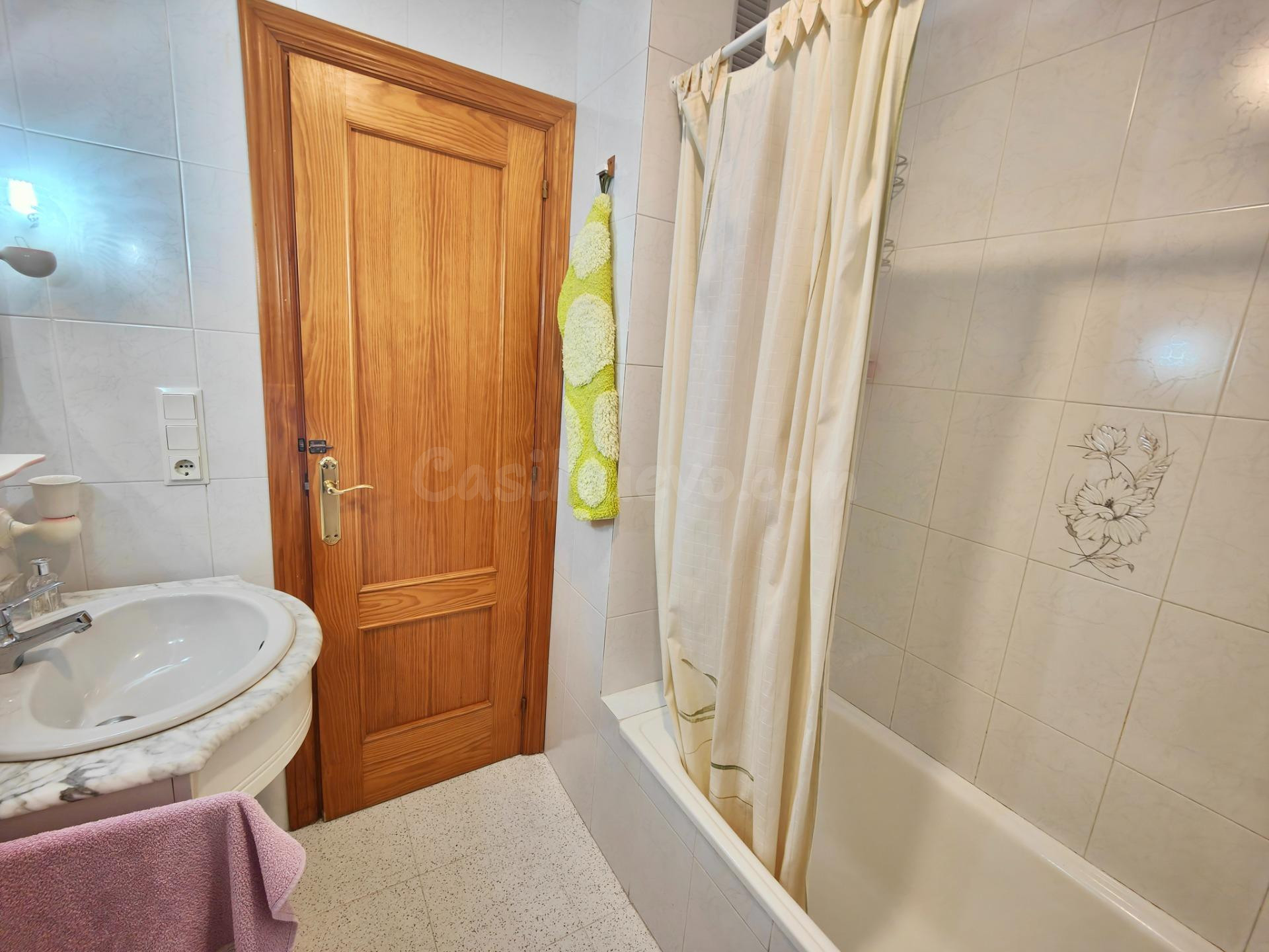 AMPLIO APARTAMENTO MUY LUMINOSO Y HERMOSAS VISTAS AL MAR - foto 23