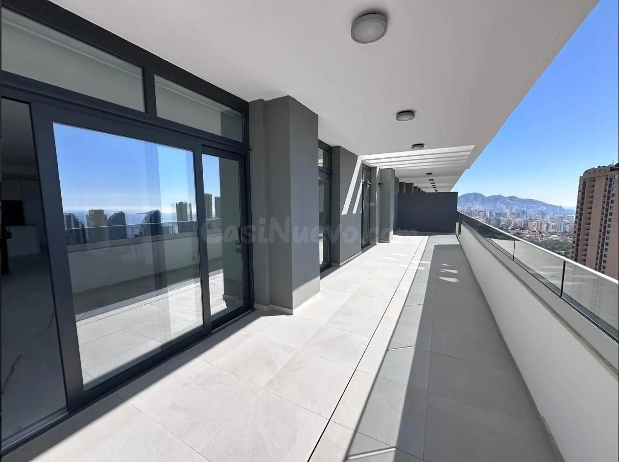 ÁTICO DÚPLEX EN EAGLE TOWER CON VISTAS INFINITAS DE BENIDORM - foto 7