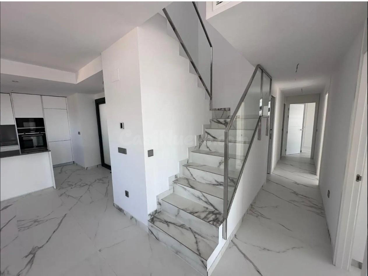 ÁTICO DÚPLEX EN EAGLE TOWER CON VISTAS INFINITAS DE BENIDORM - foto 13