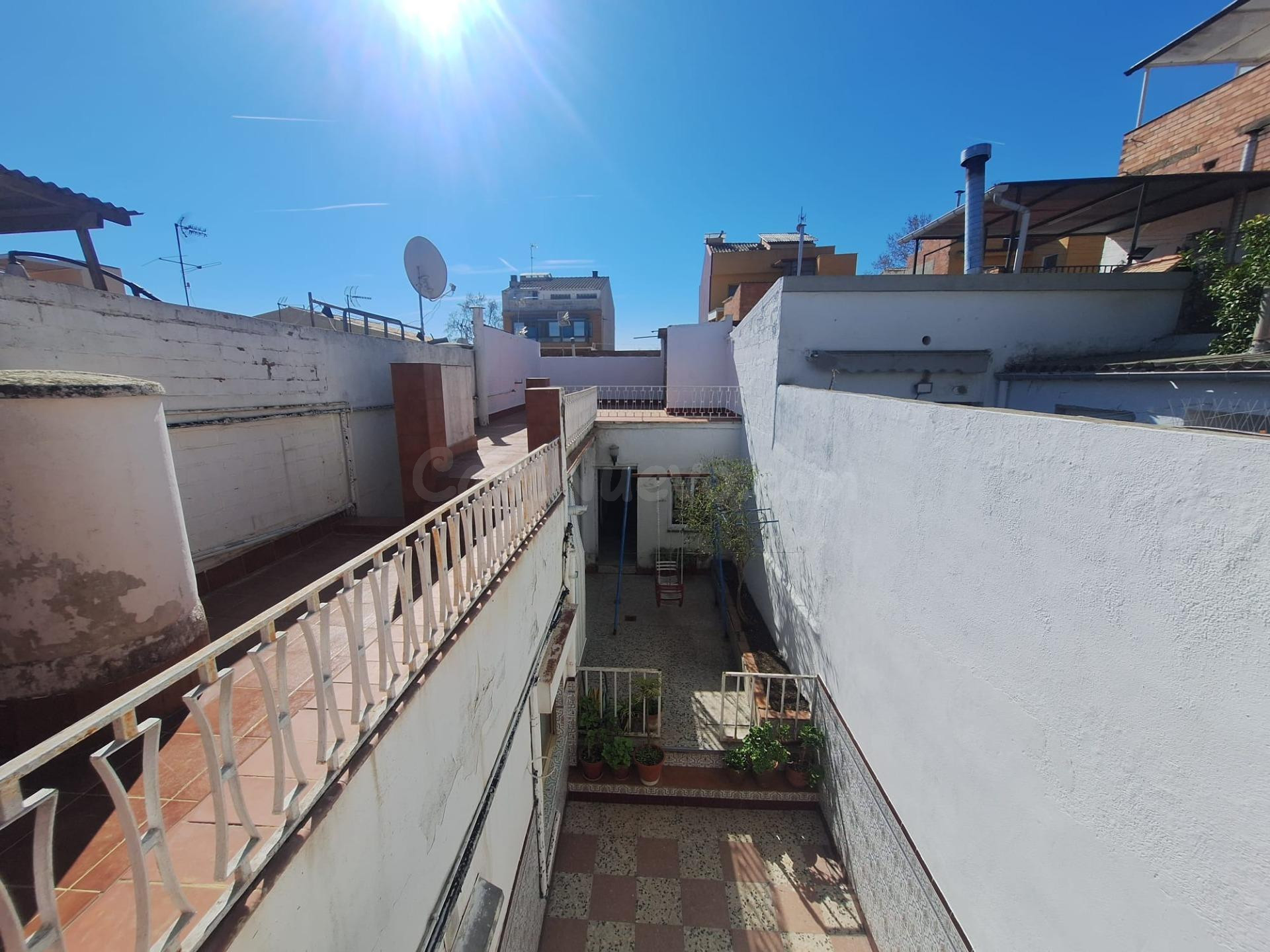 MAGNIFICA CASA CON PATIO Y AMPLIAS TERRAZAS EN POBLENOU - foto 26