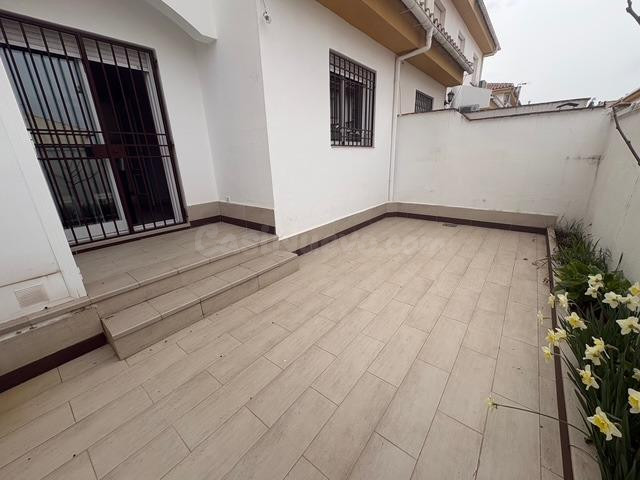 Exclusivo Adosado en Monachil  con Parking
