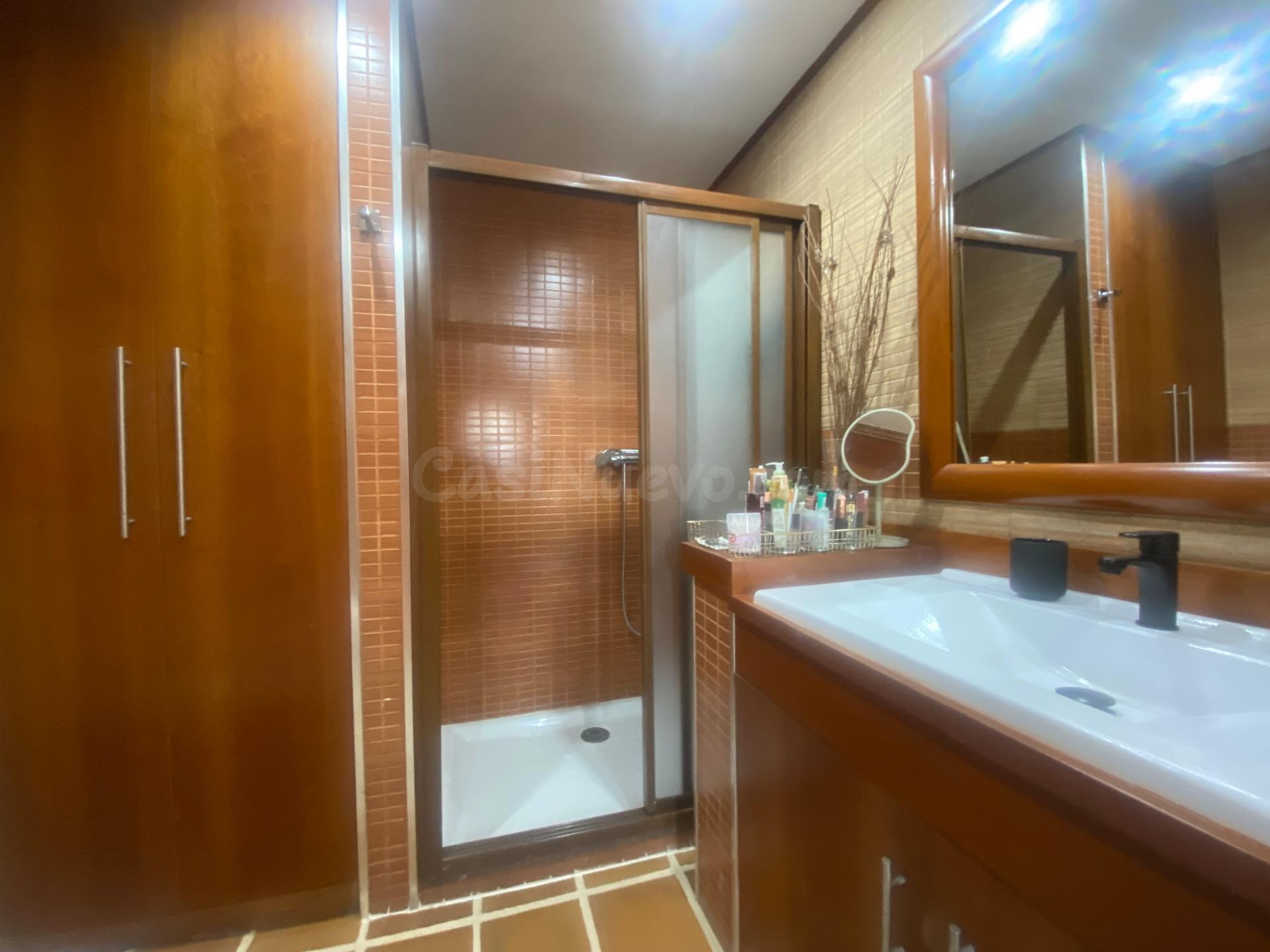 EN VENTA CHALET DE ENSUEÑO EN RUBIANS CON PISCINA Y TERRENO - foto 5
