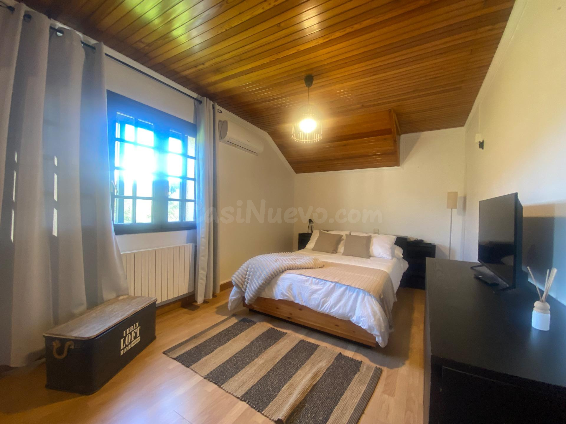 EN VENTA CHALET DE ENSUEÑO EN RUBIANS CON PISCINA Y TERRENO - foto 13