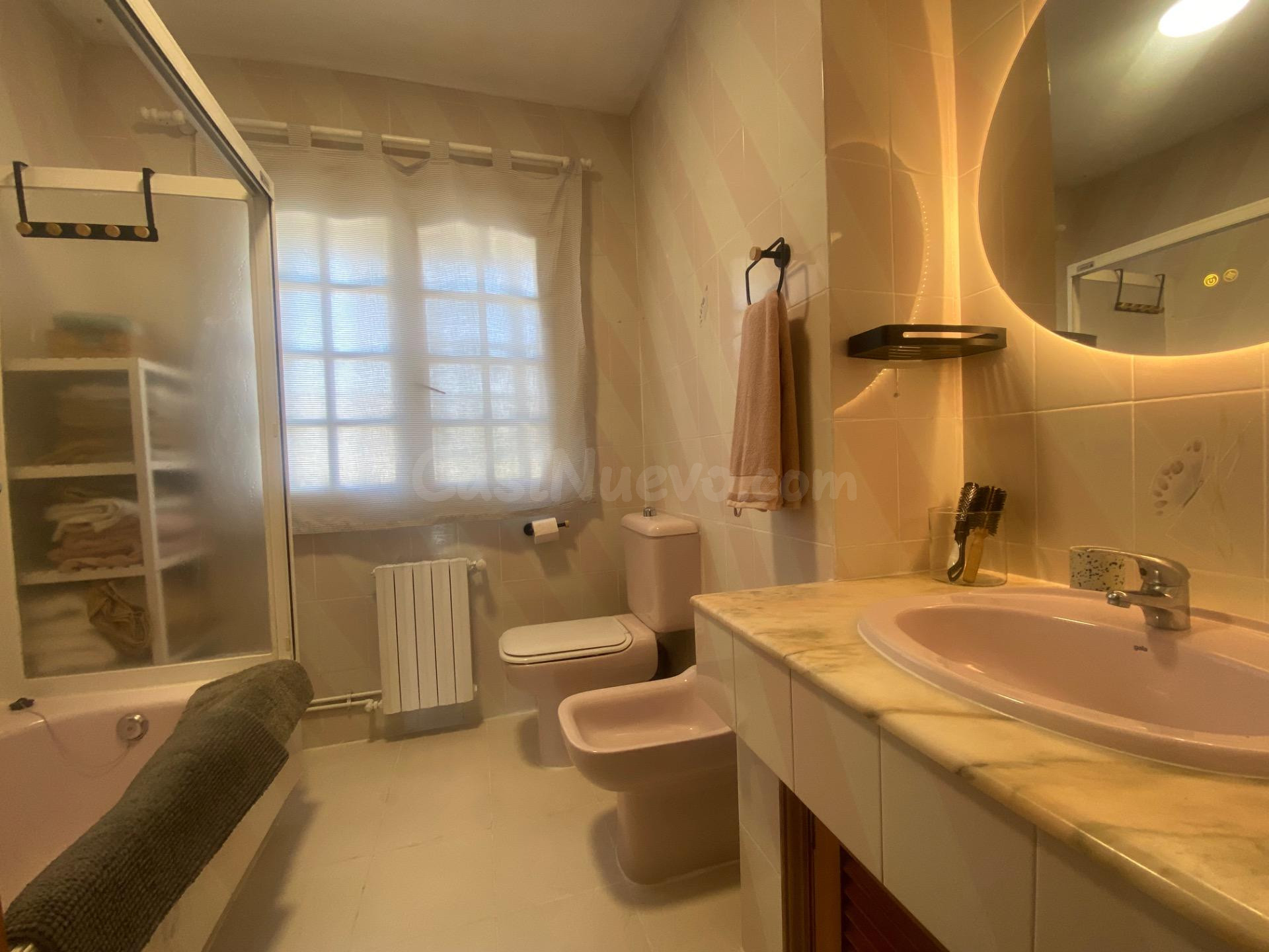 EN VENTA CHALET DE ENSUEÑO EN RUBIANS CON PISCINA Y TERRENO - foto 21