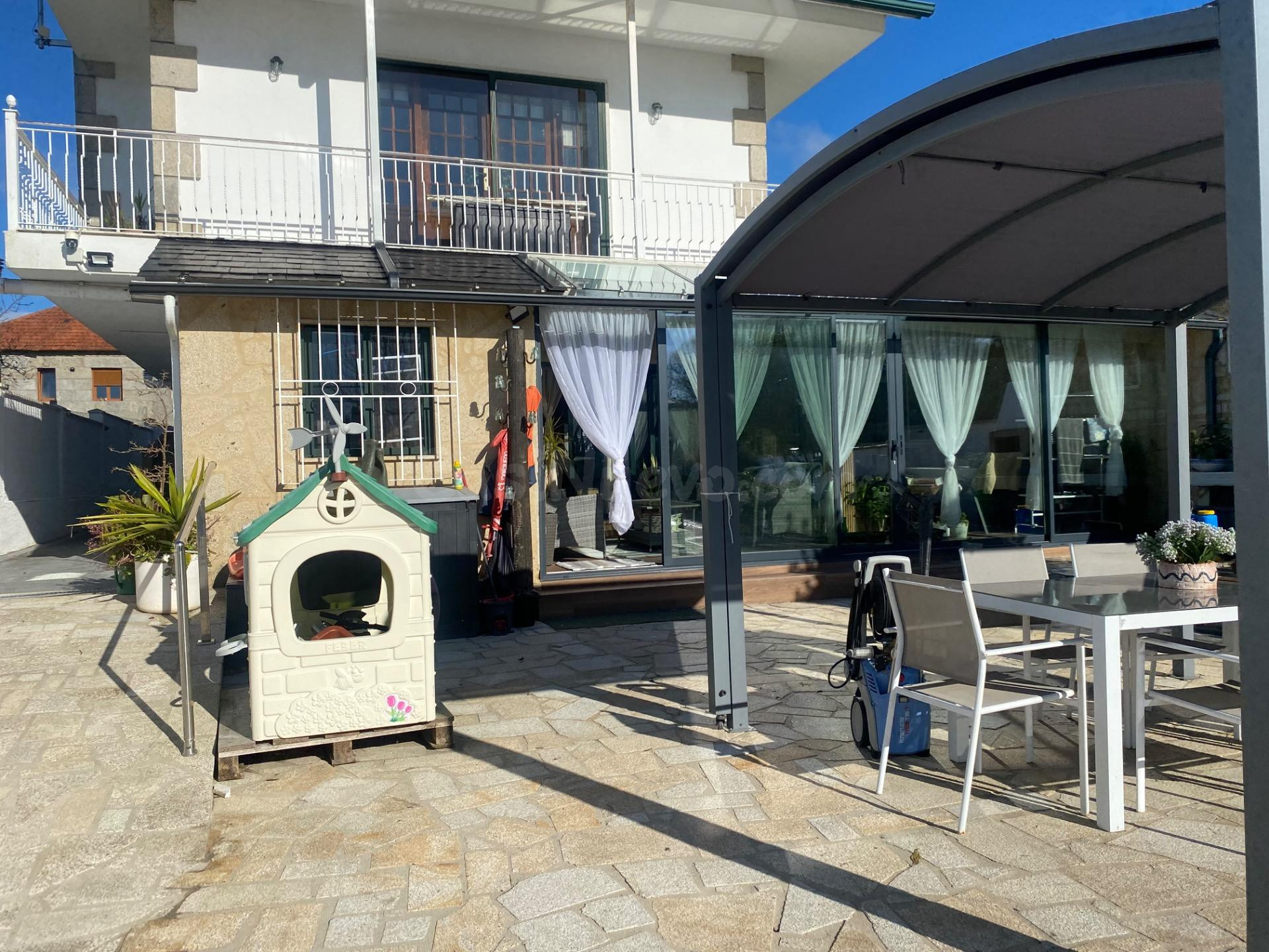 EN VENTA CHALET DE ENSUEÑO EN RUBIANS CON PISCINA Y TERRENO - foto 36