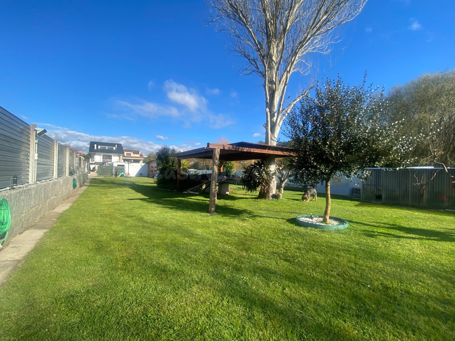 EN VENTA CHALET DE ENSUEÑO EN RUBIANS CON PISCINA Y TERRENO - foto 43