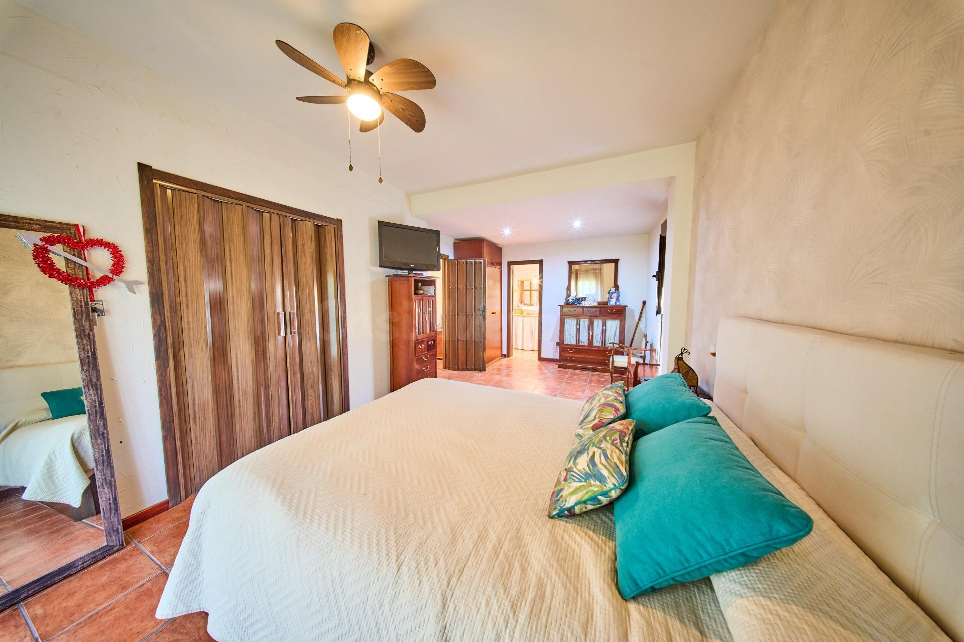 EN LA ZONA DE JUZGADOS SANTA FE, DISPONIBLE UN TROCITO DE PA - foto 24