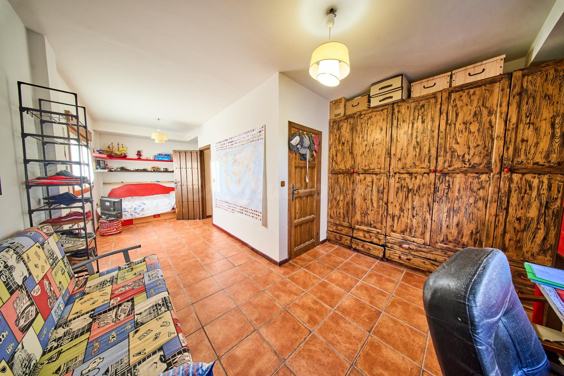 EN LA ZONA DE JUZGADOS SANTA FE, DISPONIBLE UN TROCITO DE PA - foto 31