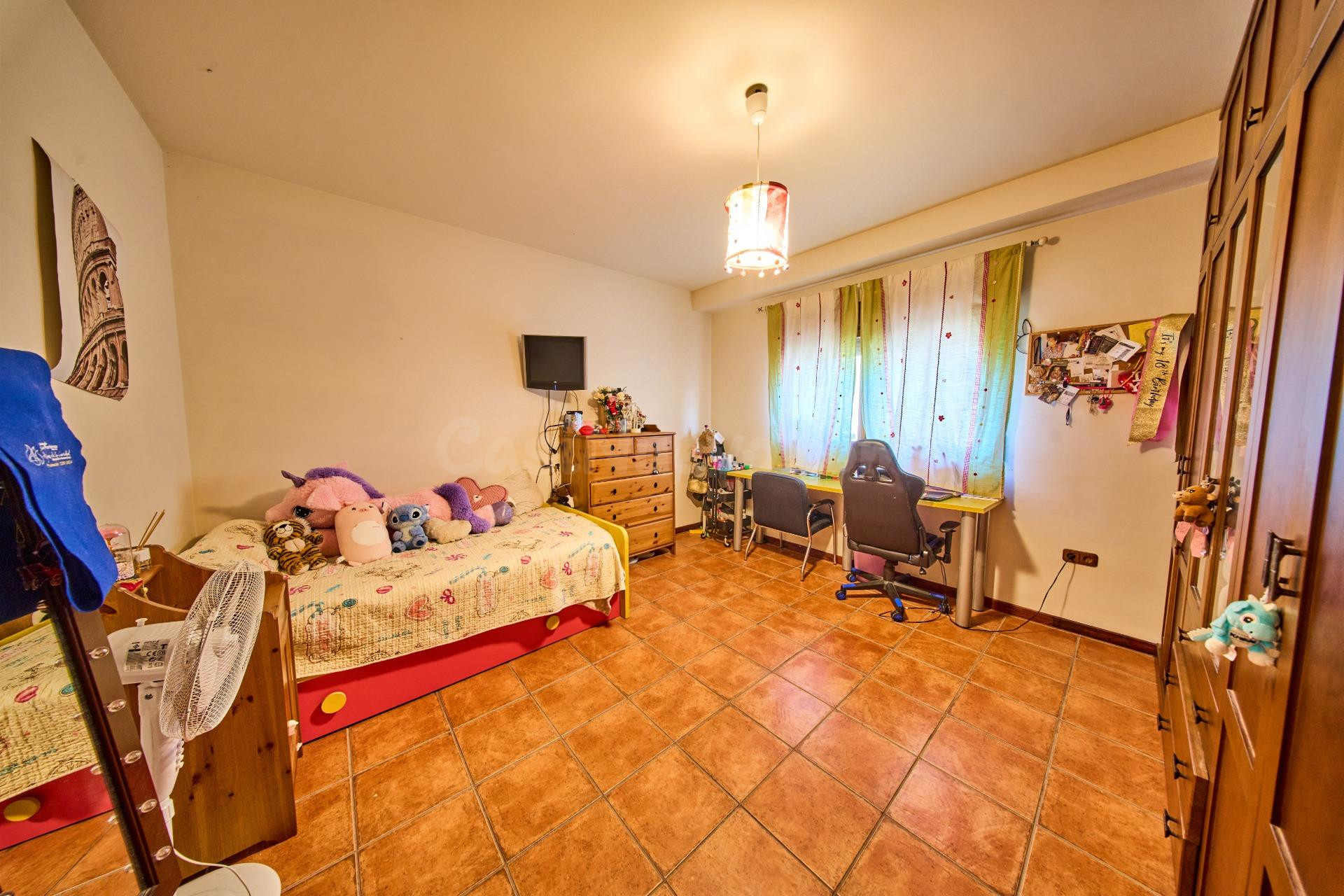 EN LA ZONA DE JUZGADOS SANTA FE, DISPONIBLE UN TROCITO DE PA - foto 35