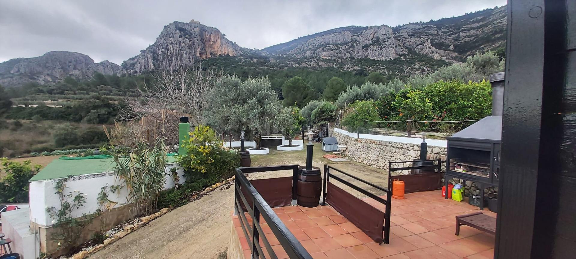 PRECIOSA CASA RODEADA DE NATURALEZA EN LA MONTAÑA DE PEDREGU - foto 5