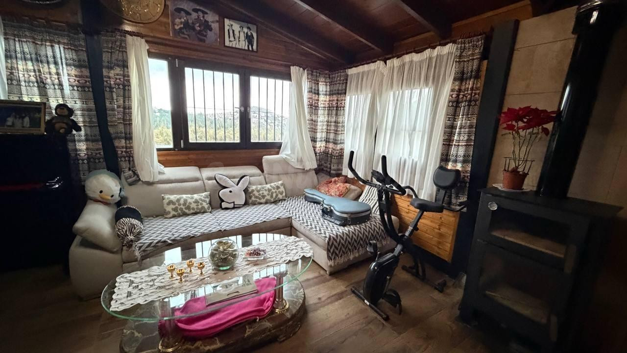 PRECIOSA CASA RODEADA DE NATURALEZA EN LA MONTAÑA DE PEDREGU - foto 34