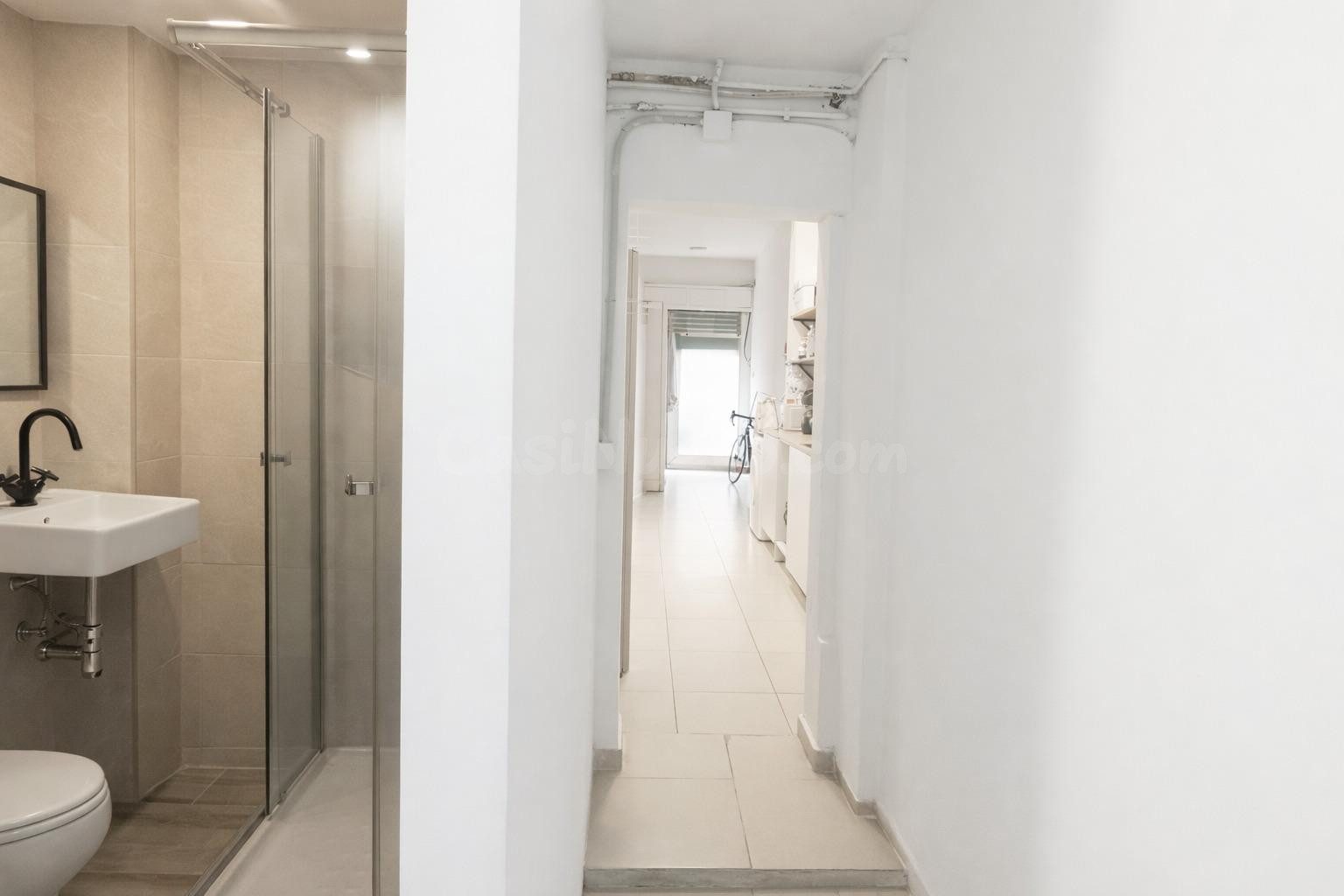 ¿Buscas inversión en Palma? Local reformado con alta rentabi - foto 19