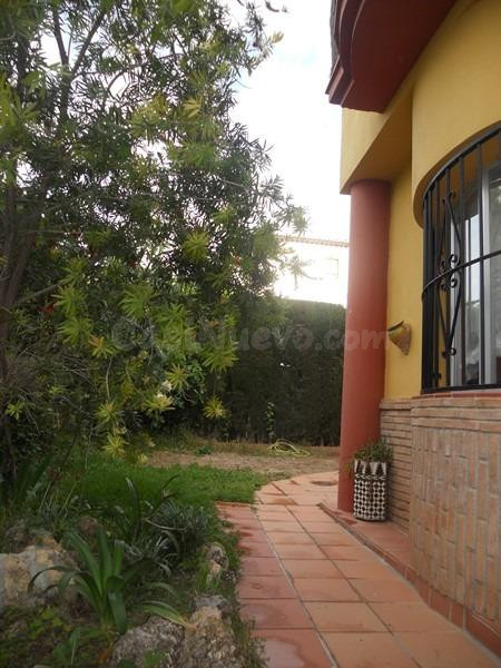 Bonito casa en la Zubia sin amueblar - foto 3