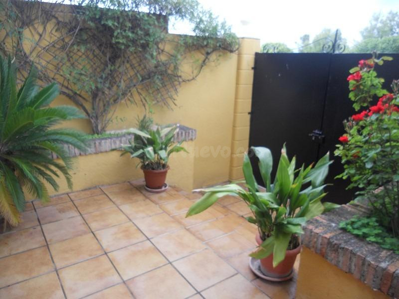 Bonito casa en la Zubia sin amueblar - foto 11