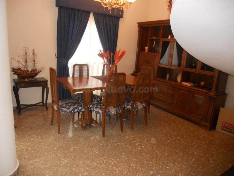 Bonito casa en la Zubia sin amueblar - foto 25