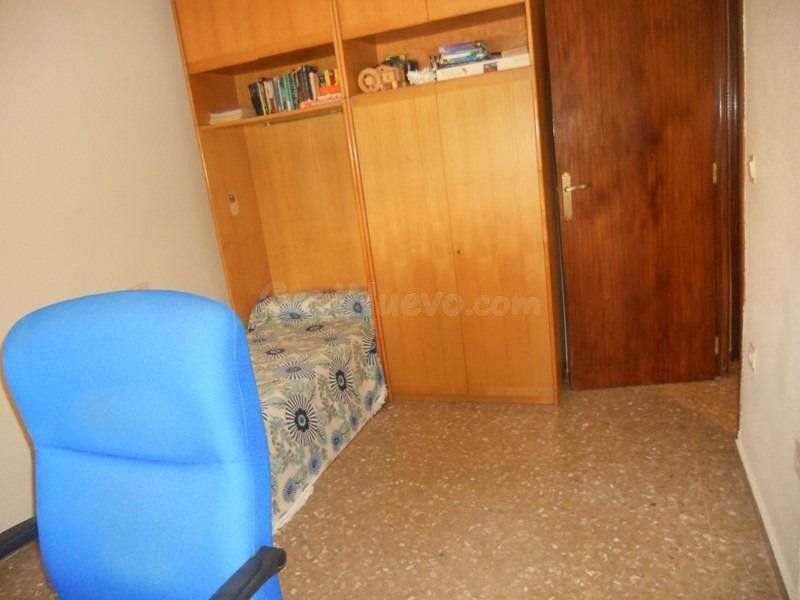 Bonito casa en la Zubia sin amueblar - foto 40