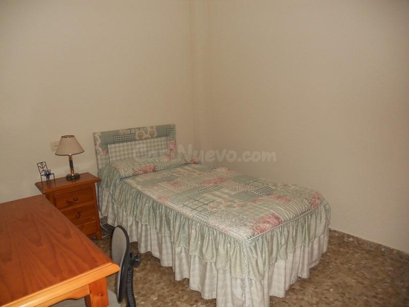 Bonito casa en la Zubia sin amueblar - foto 42