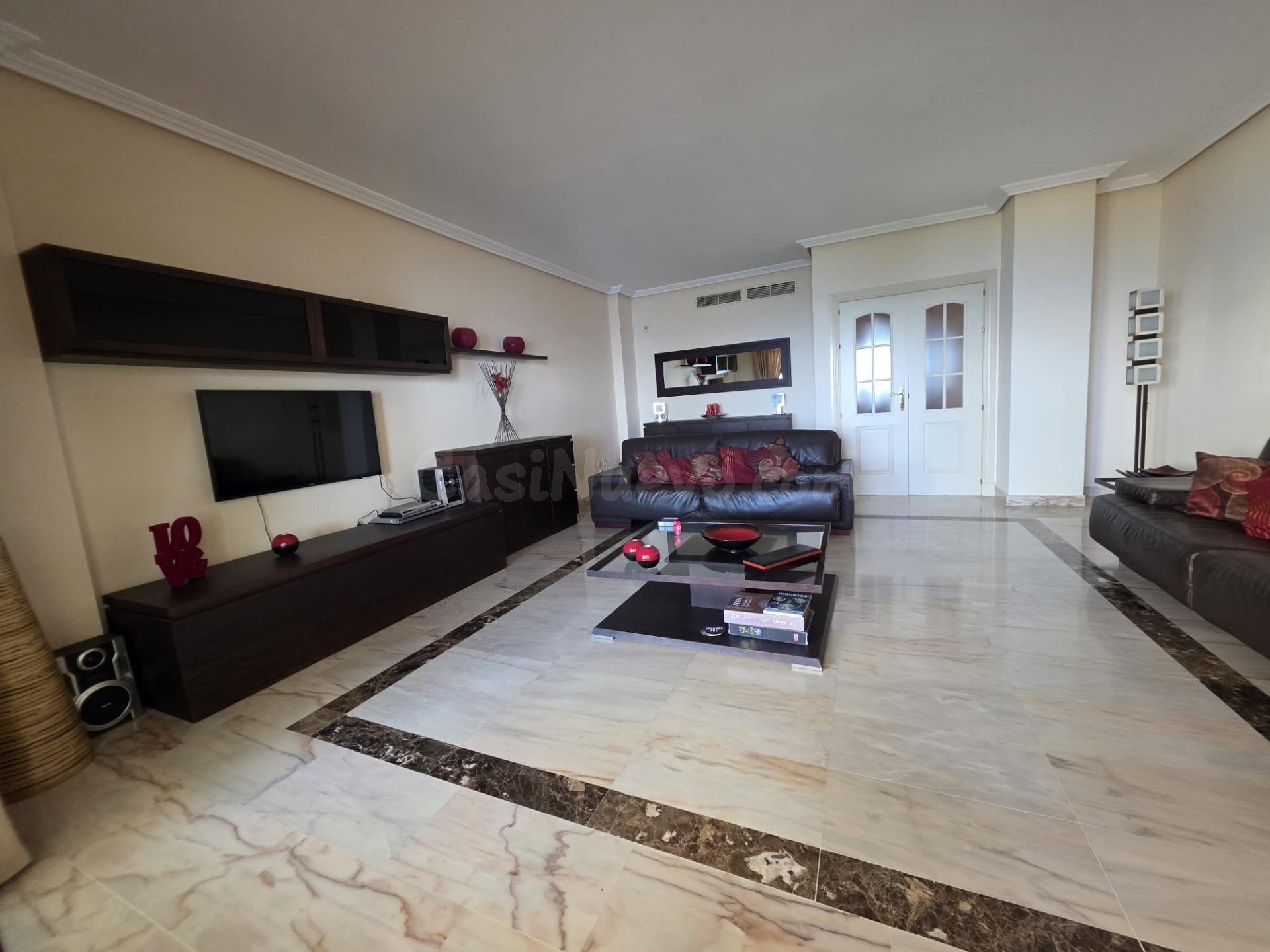 Piso con vistas al mar en Torrequebrada – Avenida del Sol |  - foto 34